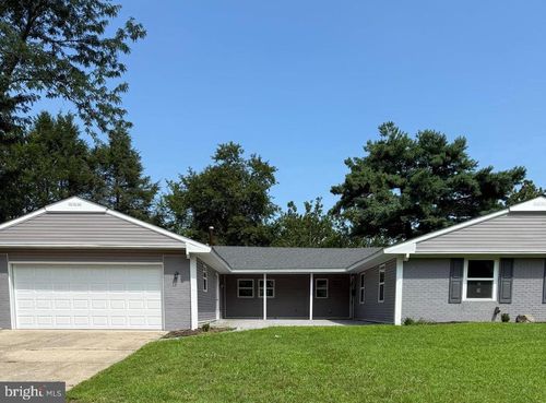 51 Club House Dr, WILLINGBORO, NJ, 08046-3403 | Card Image