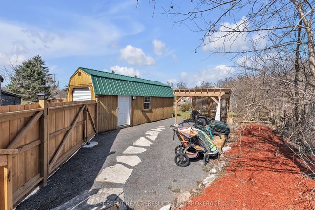 11 Water St, House other with 3 bedrooms, 2 bathrooms and 2 parking in Newburgh ON | Image 34