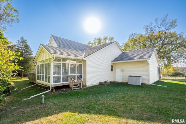 1008 S High St, House other with 3 bedrooms, 4 bathrooms and null parking in Port Byron IL | Image 19