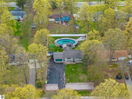 1891 Hummingbird Ln, Traverse City, MI, 49696-8511 | Card Image
