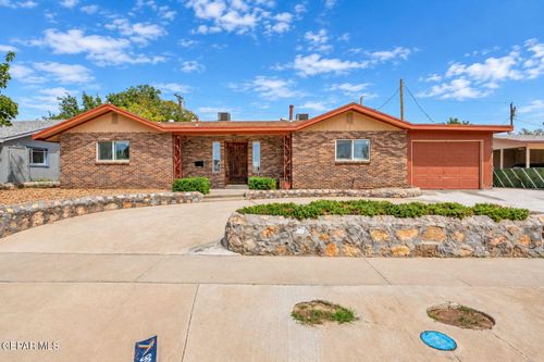 9961 Debbie Dr, El Paso, TX, 79925-4640 | Card Image