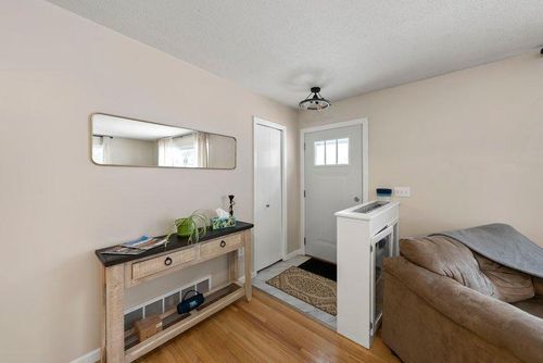 4561 2 1/2 St Ne, Fridley, MN, 55421-2143 | Card Image