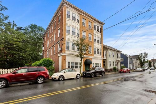 apt-6-48 Essex St, Salem, MA, 01970-5266 | Card Image