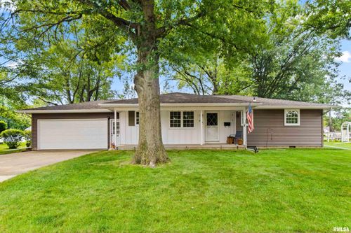 348 E Greenwood St, Morton, IL, 61550-2556 | Card Image