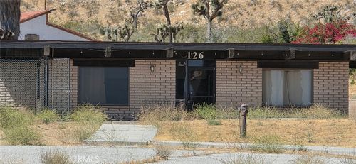 126-20600 Us Highway 18, Apple Valley, CA, 92307 | Card Image