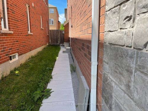 bsmt-53 Froud Dr, Richmond Hill, ON, L4S0C6 | Card Image