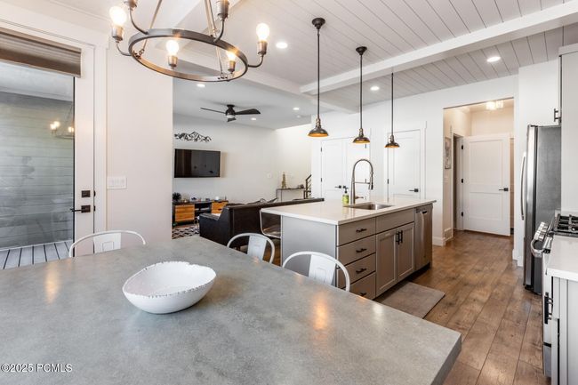 1106 W Wasatch Spring Rd, Condo with 4 bedrooms, 4 bathrooms and null parking in Hideout UT | Image 17