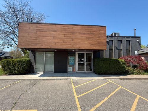 320 Vine Street, St Catharines, ON, L2M4T3 | Card Image