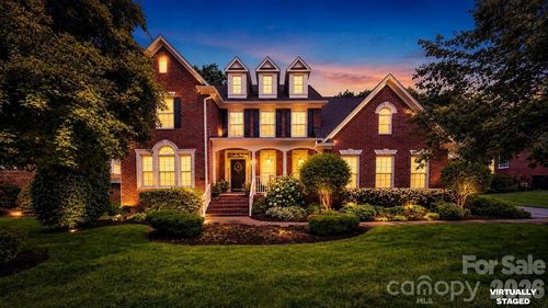 8716 Devonshire Dr, Huntersville, NC, 28078-5839 | Card Image
