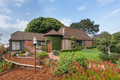 511 Miramonte Dr, SANTA BARBARA, CA, 93109-1400 | Card Image