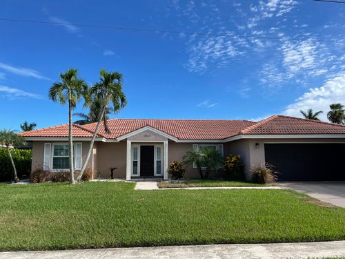 1541 Honeysuckle Ave, Marco Island, FL, 34145-5220 | Card Image