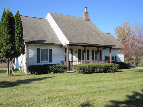 4975 Westwind Dr, Dexter, MI, 48130-8527 | Card Image