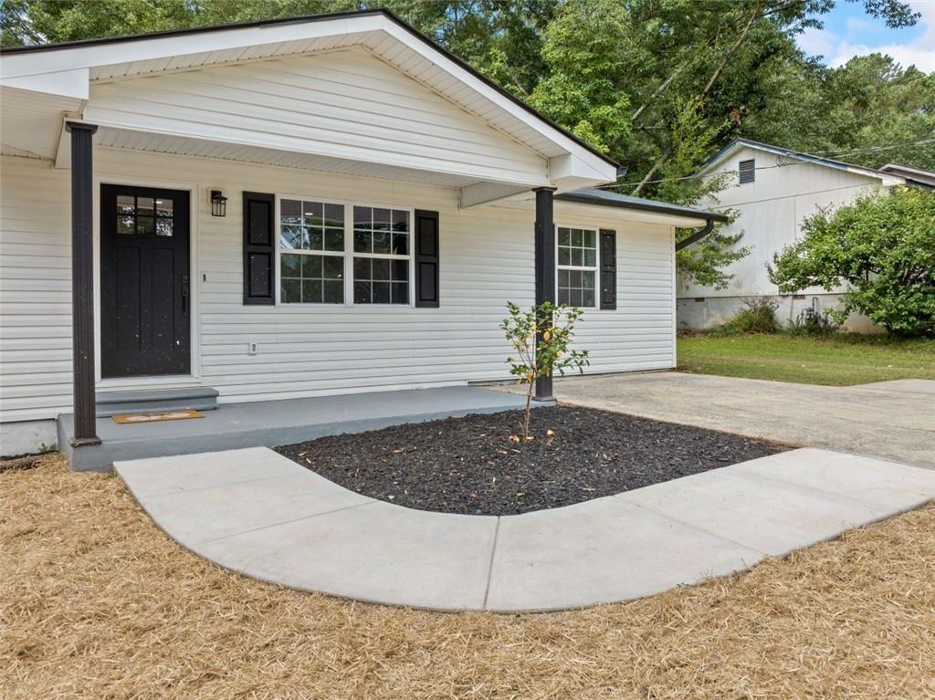 Davis Rd, Stockbridge, GA 30281