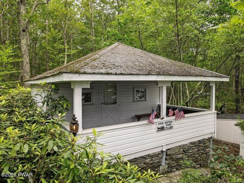 193 Old Route 402 Lk, Dingmans Ferry, PA, 18328-7712 | Card Image