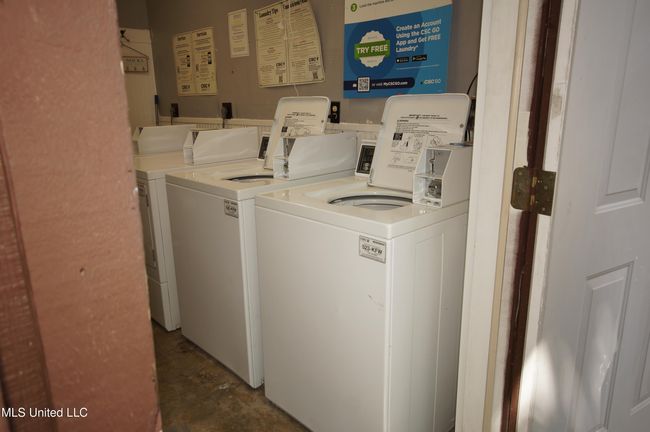 Laundry | Image 26
