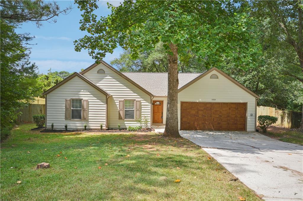 Homestead Cir, Rex, GA 30273