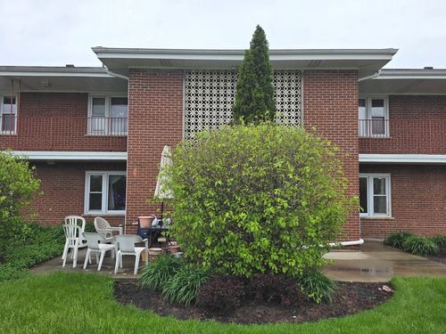 6-1105 Holiday Ln, Des Plaines, IL, 60016-5664 | Card Image