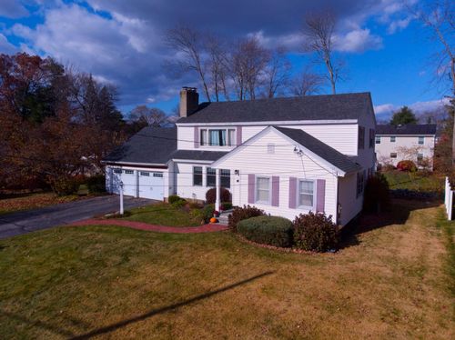 104 N Gate Rd, Manchester, NH, 03104-1823 | Card Image