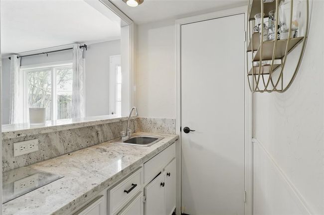 Wet Bar | Image 7