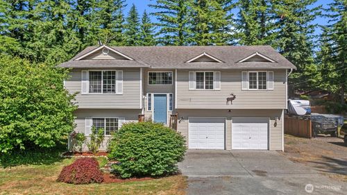 15725 Wallace Falls Loop Rd, Gold Bar, WA, 98251-9401 | Card Image