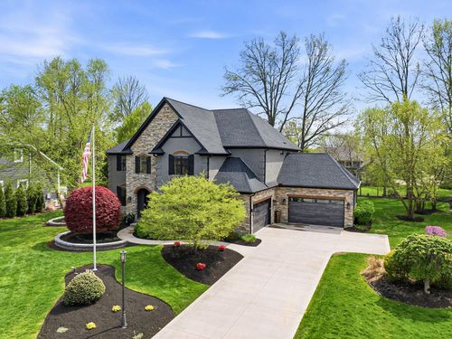 8793 Lindsey Ct, Westerville, OH, 43082-6916 | Card Image