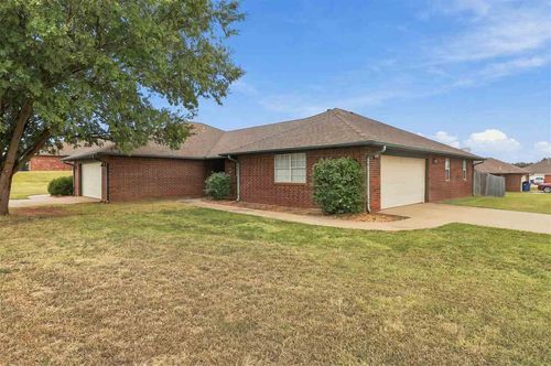 1606-1602-1606 W 22nd Ave, Stillwater, OK, 74074-6871 | Card Image