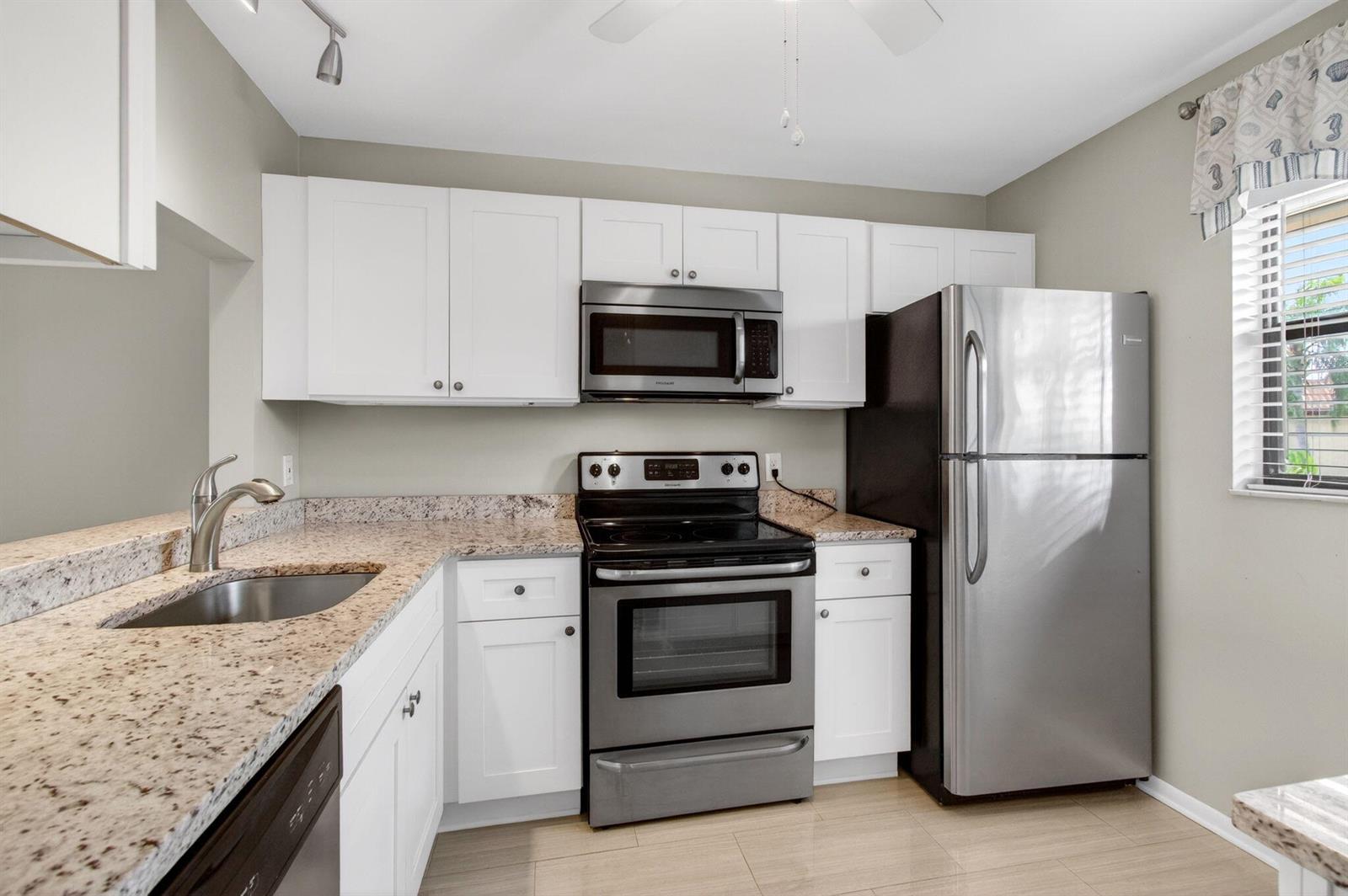 Residential in Lake Worth 2