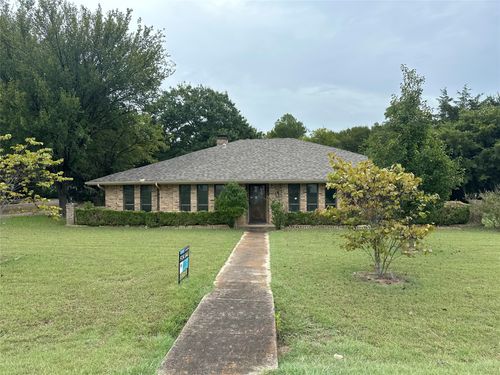 103 Red Bud Ct, Oak Leaf, TX, 75154-3823 | Card Image