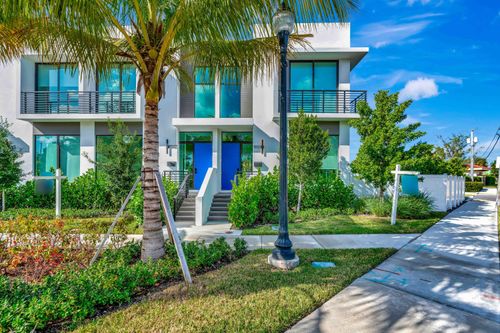 1901 Dock St, West Palm Beach, FL, 33401-7503 | Card Image