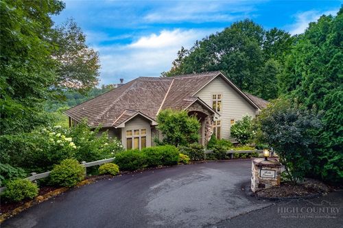 177 Mulberry, Boone, NC, 28607-5785 | Card Image