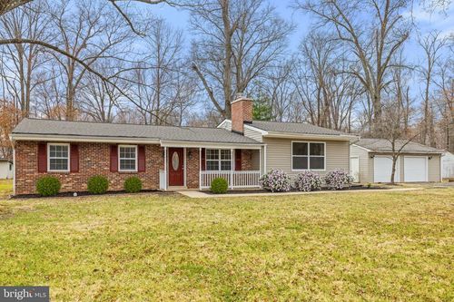35399 Hamlin School Ln, MIDDLEBURG, VA, 20117-3860 | Card Image