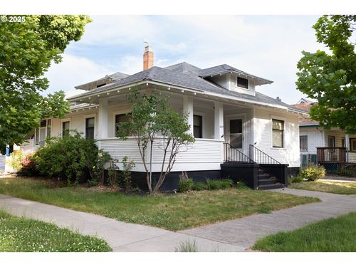 1615 5th St, La Grande, OR, 97850-2515 | Card Image