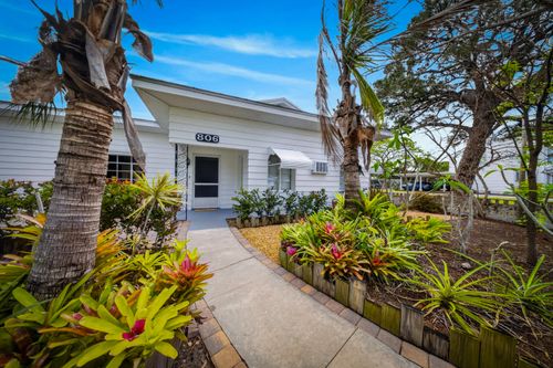 806 S 7th St, Fort Pierce, FL, 34950-9315 | Card Image