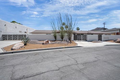 51480 Avenida Obregon, La Quinta, CA, 92253-3133 | Card Image