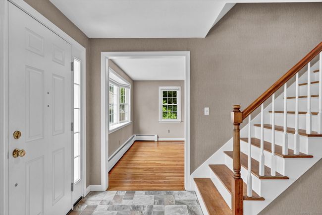 17 Pheasant Run, House other with 4 bedrooms, 3 bathrooms and null parking in Wethersfield CT | Image 8