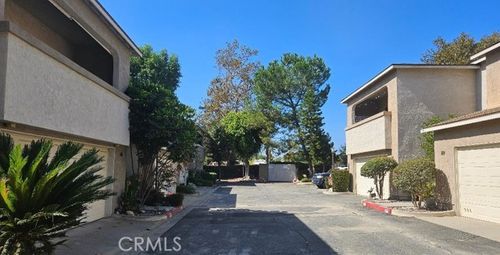 517 Wayland Ct, Claremont, CA, 91711-5047 | Card Image