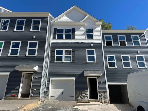 726 Hartman St, Morgantown, WV, 26501 | Card Image