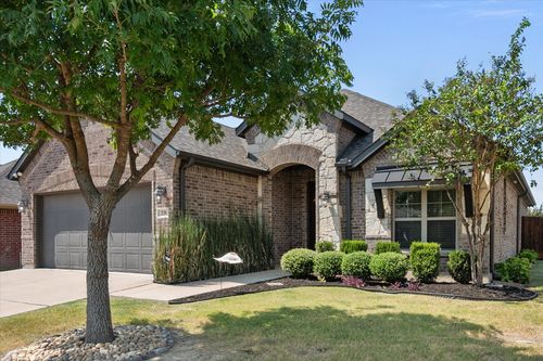 231 Carson Dr, Waxahachie, TX, 75167-0131 | Card Image