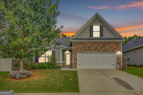 92 Thomaston St, Newnan, GA, 30263-5779 | Card Image