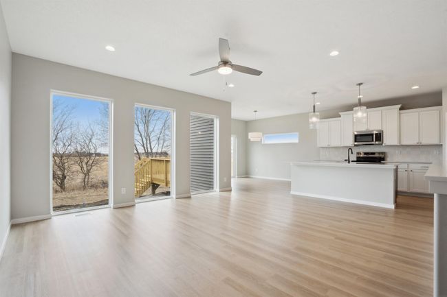 2721 Autumn Woods Dr, House other with 3 bedrooms, 2 bathrooms and null parking in Cedar Falls IA | Image 4