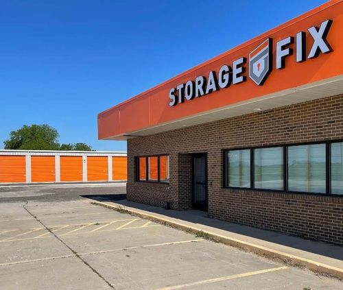 1069 230th St, Waverly, IA, 50677-9216 | Card Image