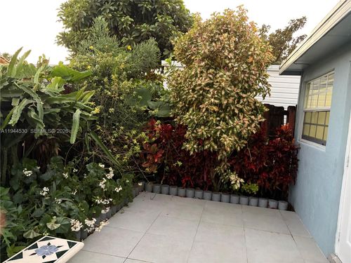 0-11956 Sw 209th St, Miami, FL, 33177-5351 | Card Image