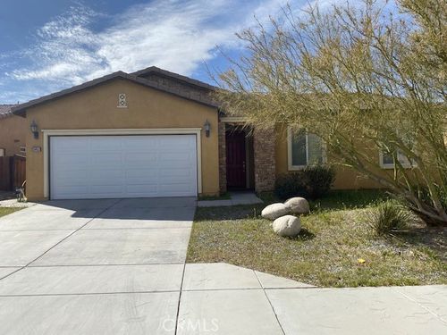15052 Mateo Prado, Victorville, CA, 92394 | Card Image