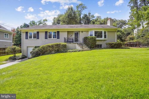 6139 Tompkins Dr, MCLEAN, VA, 22101-3236 | Card Image