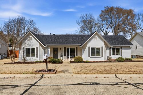 4 Briarstone Dr, Sherwood, AR, 72120-3176 | Card Image