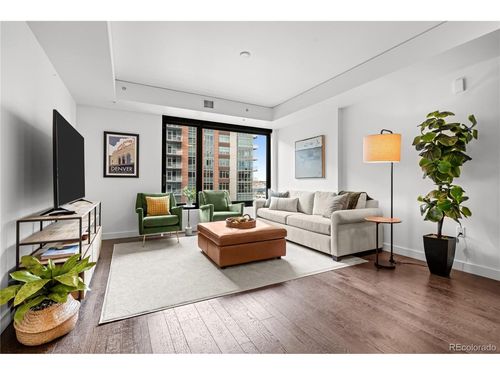 unit-727-1750 Wewatta St, Denver, CO, 80202-6663 | Card Image