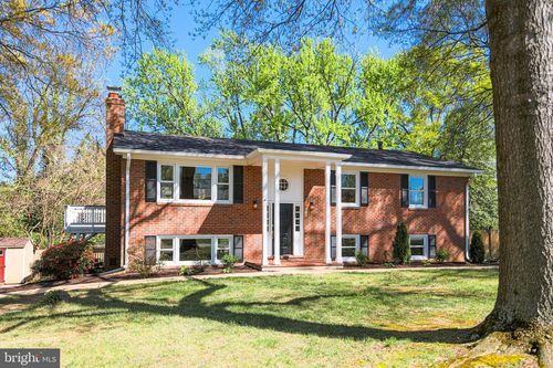 7200 Popkins Farm Rd, ALEXANDRIA, VA, 22306-2448 | Card Image