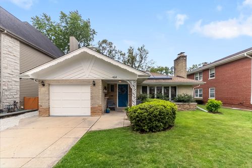 464 Northgate Ct, Riverside, IL, 60546-1619 | Card Image