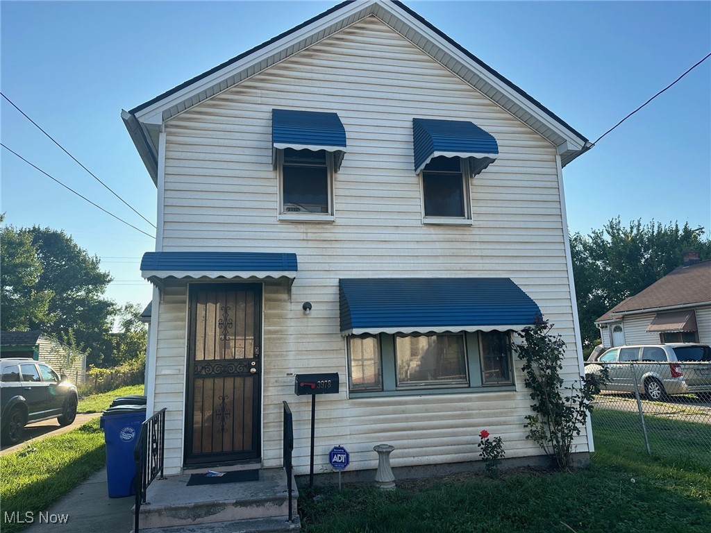 89th St, Cleveland, OH 44105
