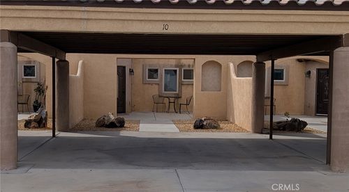 10-27160 Vista, Helendale, CA, 92342 | Card Image